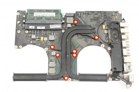 Guide photos remplacement radiateur du processeur et de la carte graphique MacBook Pro 15" Fin 2008 - Début 2009 (Modèle A1286 - EMC 2255) (Etape 31 - image 1)