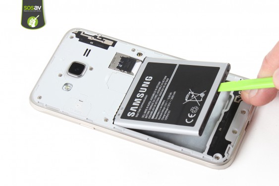 Guide photos remplacement batterie Samsung Galaxy J3 2016 (Etape 3 - image 2)