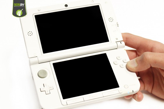 Guide photos remplacement coque inférieure Nintendo 3DS XL (Etape 1 - image 3)