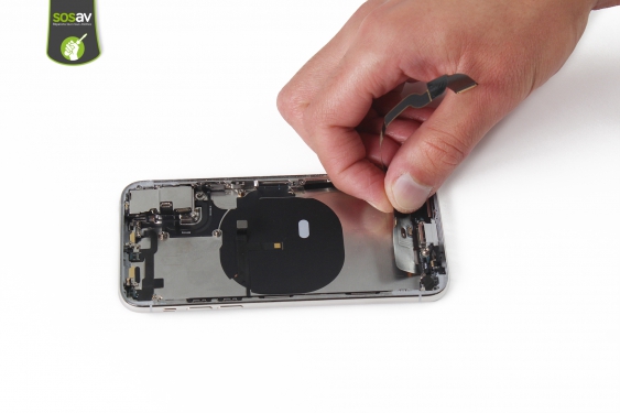 Guide photos remplacement connecteur de charge iPhone XS (Etape 40 - image 3)