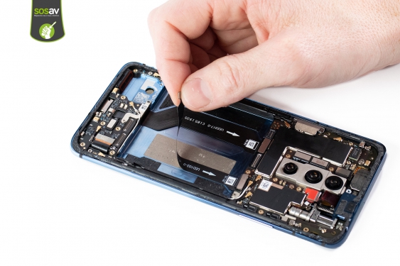 Guide photos remplacement nappes de liaison connecteur de charge OnePlus 7T Pro (Etape 24 - image 2)