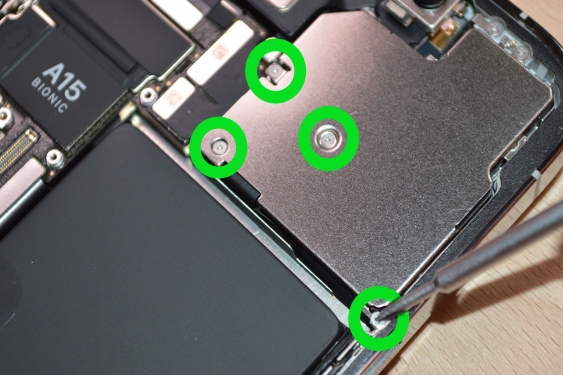 Guide photos remplacement caméras arrière iPhone 13 Pro Max (Etape 7 - image 2)