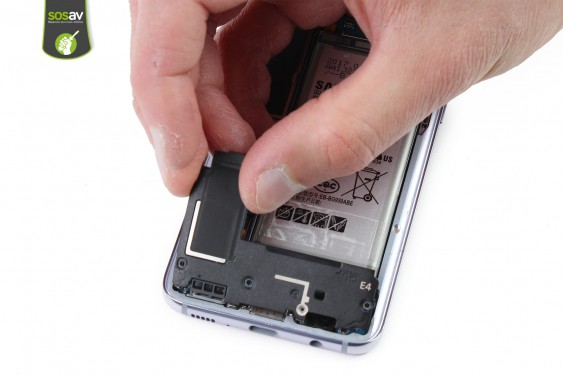 Guide photos remplacement câbles d'interconnexion Samsung Galaxy S8  (Etape 13 - image 3)