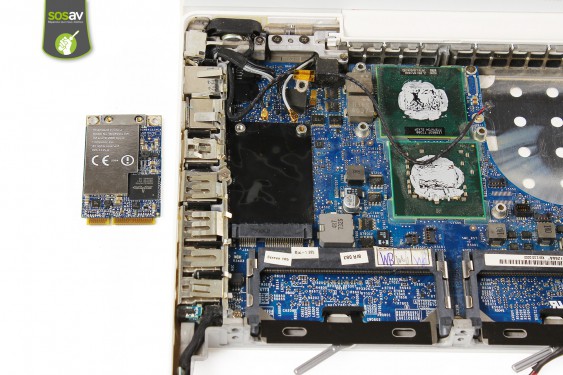 Guide photos remplacement carte mère Macbook Core 2 Duo (A1181 / EMC2200) (Etape 20 - image 1)