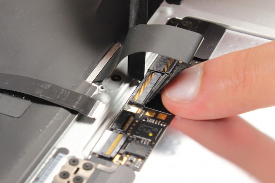 Guide photos remplacement trackpad Macbook Air 13" mi-2011 EMC2469 (A1369) (Etape 9 - image 3)