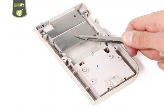 Guide photos remplacement blindage métallique du logement cartouche Game Boy (Etape 10 - image 1)