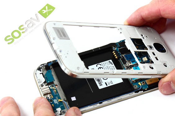 Guide photos remplacement bouton power Samsung Galaxy S4 (Etape 7 - image 2)