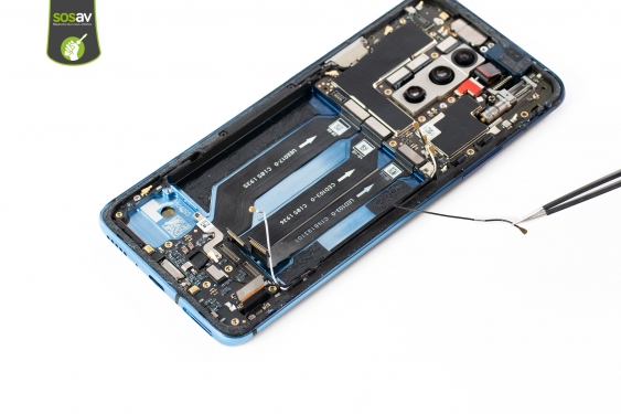Guide photos remplacement câbles d'interconnexion OnePlus 7T Pro (Etape 26 - image 2)