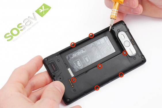 Guide photos remplacement nappes boutons power, vibreur & volume Lumia 820 (Etape 6 - image 1)
