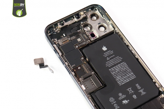 Guide photos remplacement carte mère iPhone 12 Pro Max (Etape 21 - image 1)