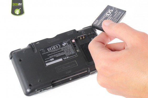 Guide photos remplacement batterie Nintendo DS (Etape 2 - image 3)