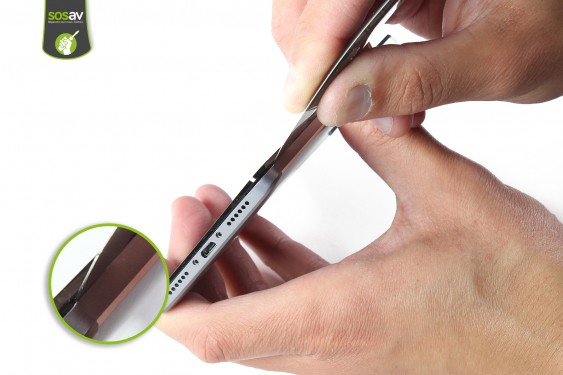 Guide photos remplacement nappe de liaison connecteur de charge  (Etape 7 - image 1)