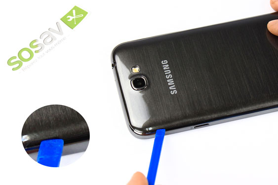 Guide photos remplacement haut parleur externe  (Etape 2 - image 1)