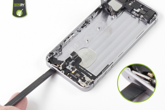 Guide photos remplacement nappe power + vibreur + volume iPhone SE (Etape 30 - image 3)