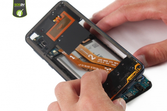 Guide photos remplacement connecteur de charge Galaxy A50 (Etape 11 - image 2)