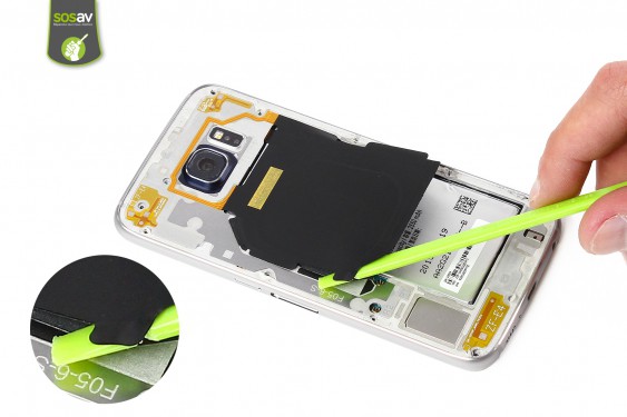 Guide photos remplacement nappe nfc / chargeur à induction Samsung Galaxy S6 (Etape 6 - image 1)