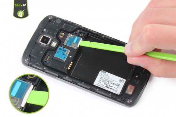 Guide photos remplacement connecteur de charge  Samsung Galaxy S4 Active (Etape 4 - image 1)