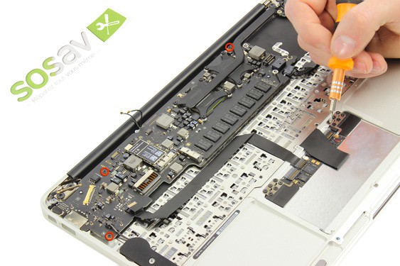 Guide photos remplacement carte mère MacBook Air 11" Fin 2010 (EMC 2393) (Etape 28 - image 1)