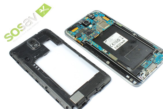 Guide photos remplacement prise jack + haut-parleur interne (Etape 7 - image 2)