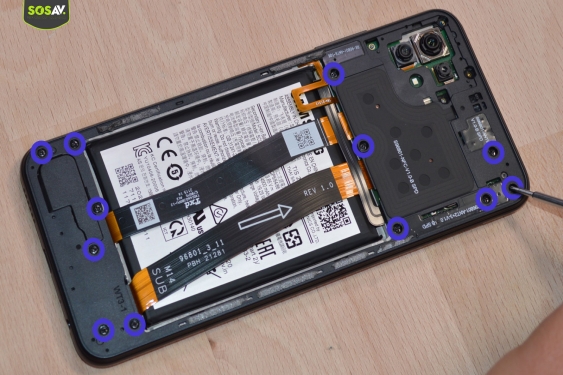 Guide photos remplacement batterie Galaxy A22 (5G) (Etape 5 - image 1)