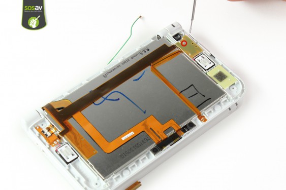 Guide photos remplacement antenne wifi Nintendo 3DS XL (Etape 42 - image 1)
