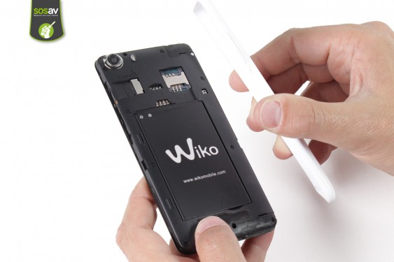 Guide photos remplacement carte sim Wiko Lenny 2 (Etape 3 - image 1)