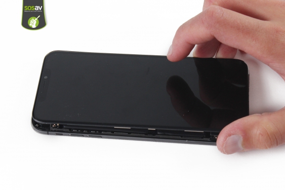 Guide photos remplacement antenne supérieure gauche iPhone XS Max (Etape 7 - image 1)