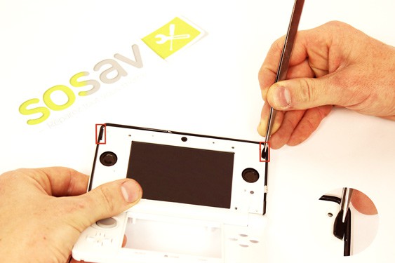 Guide photos remplacement antenne wifi Nintendo 3DS (Etape 28 - image 1)