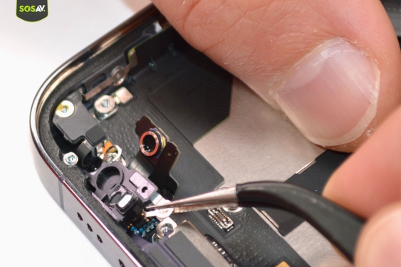 Guide photos remplacement connecteur de charge iPhone 14 Pro / 14 Pro Max (Etape 14 - image 4)