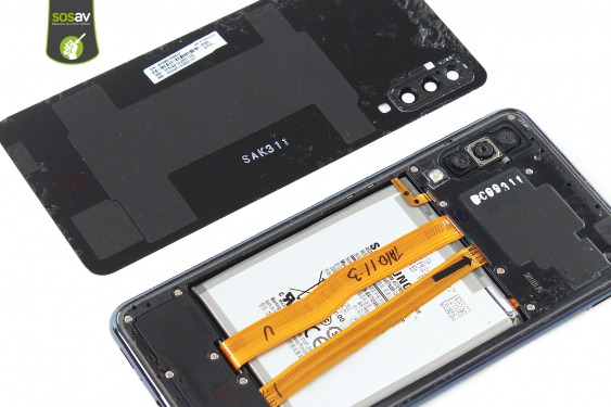 Guide photos remplacement batterie Galaxy A7 (2018) (Etape 7 - image 1)