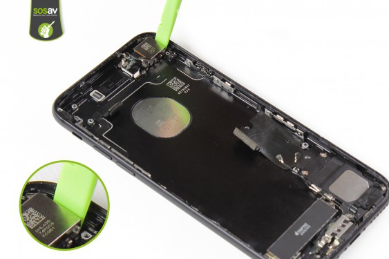Guide photos remplacement nappe power, vibreur, volume, flash et micro externe iPhone 7 (Etape 36 - image 2)