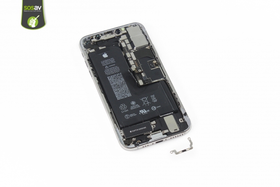 Guide photos remplacement haut-parleur externe / taptic engine iPhone XS (Etape 17 - image 3)