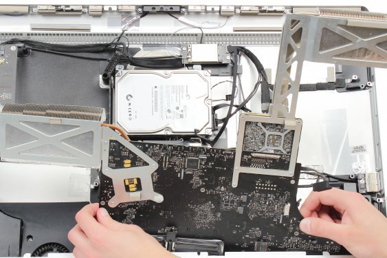 Guide photos remplacement ventilateur du disque dur iMac 27" fin 2009 (EMC 2309 et 2374) (Etape 60 - image 3)