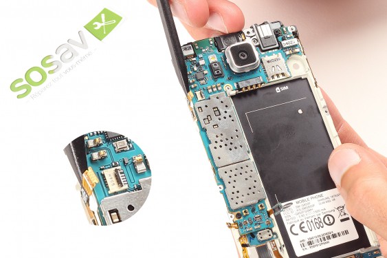 Guide photos remplacement connecteur de charge Samsung Galaxy Alpha (Etape 15 - image 2)