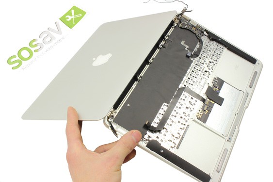 Guide photos remplacement ecran MacBook Air 11" Fin 2010 (EMC 2393) (Etape 43 - image 1)