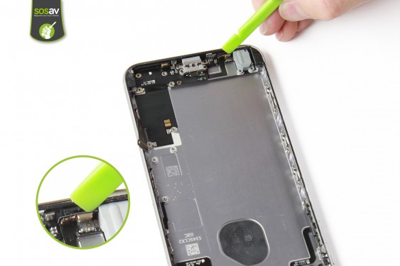 Guide photos remplacement connecteur de charge iPhone 6S Plus (Etape 49 - image 2)