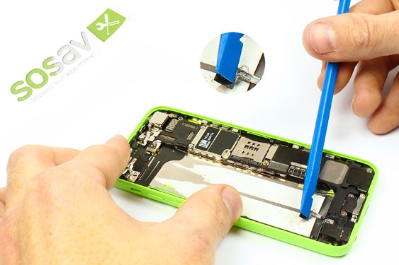 Guide photos remplacement connecteur de charge iPhone 5C (Etape 15 - image 4)