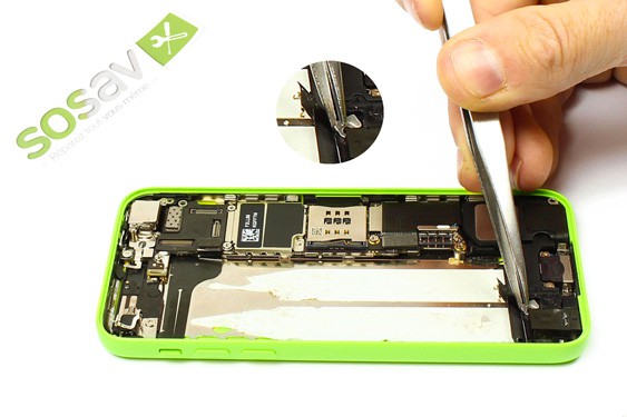 Guide photos remplacement connecteur de charge iPhone 5C (Etape 16 - image 1)
