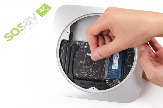 Guide photos remplacement carte wifi et bluetooth (carte airport) Mac Mini Late 2012 (Etape 19 - image 1)