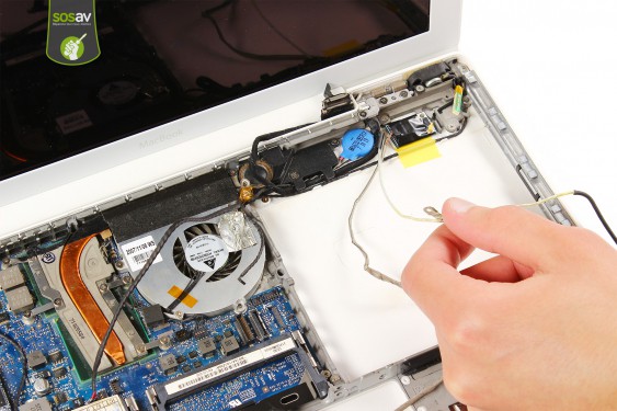 Guide photos remplacement pile de sauvegarde Macbook Core 2 Duo (A1181 / EMC2200) (Etape 21 - image 2)