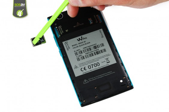 Guide photos remplacement connecteur de charge / vibreur Wiko Ridge 4G (Etape 4 - image 3)