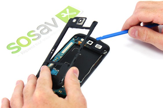Guide photos remplacement bouton power Samsung Galaxy S3 (Etape 6 - image 3)