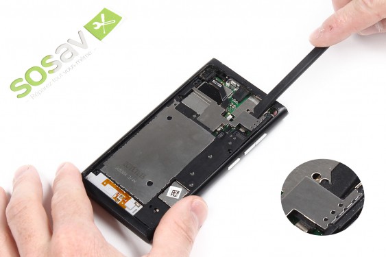 Guide photos remplacement châssis interne Lumia 800 (Etape 13 - image 2)