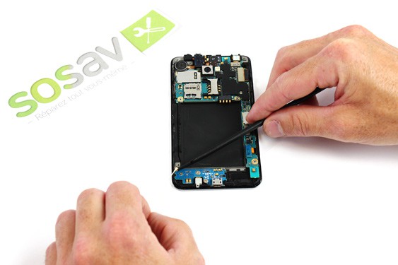 Guide photos remplacement connecteur de charge  Samsung Galaxy S2 (Etape 8 - image 2)