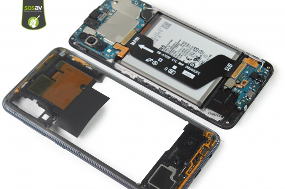 Guide photos remplacement caméra arrière / carte mère Galaxy A70 (Etape 10 - image 1)
