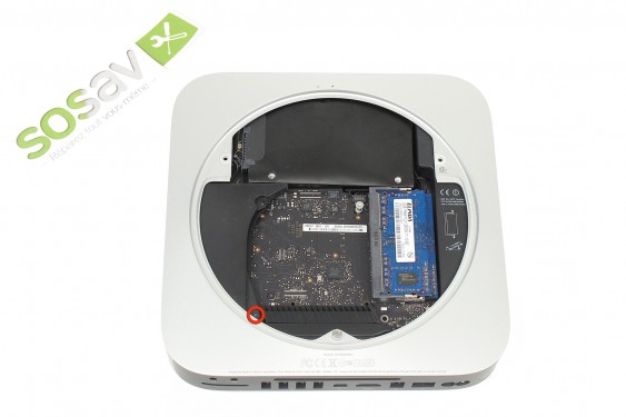 Guide photos remplacement connecteur de donnees et alimentation du disque dur Mac Mini Late 2012 (Etape 11 - image 1)