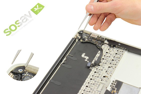 Guide photos remplacement ecran MacBook Air 11" Fin 2010 (EMC 2393) (Etape 33 - image 1)