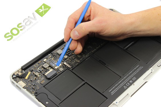 Guide photos remplacement micro MacBook Air 11" Fin 2010 (EMC 2393) (Etape 4 - image 1)