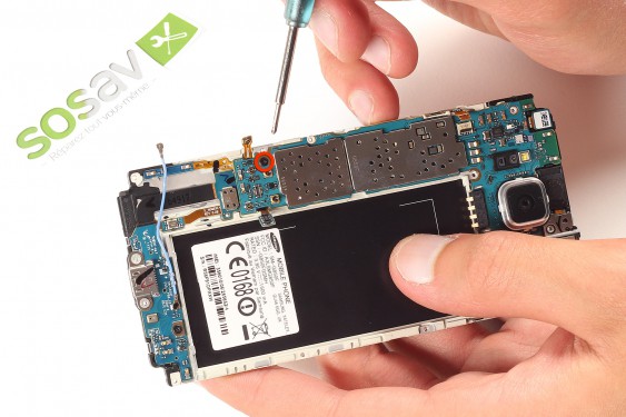 Guide photos remplacement connecteur de charge Samsung Galaxy Alpha (Etape 15 - image 3)