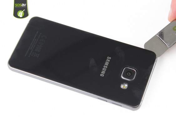 Guide photos remplacement vitre et support vitre caméra arrière Samsung Galaxy A3 2016 (Etape 5 - image 2)